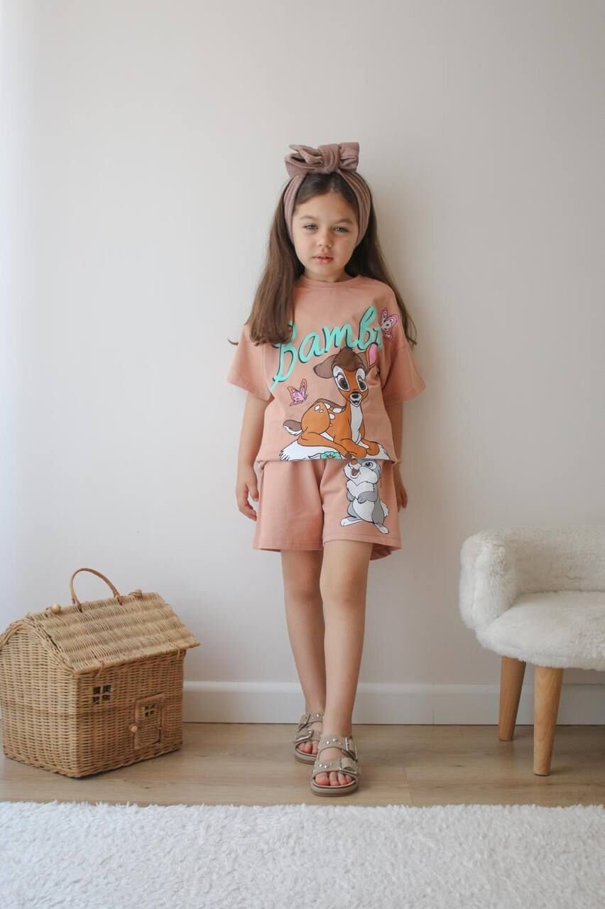 Bambi şortlu