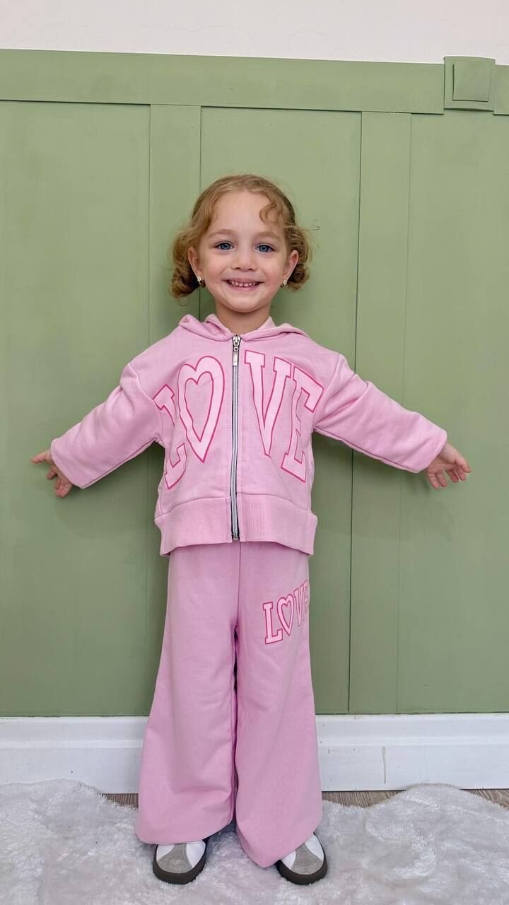 Kapüşonlu love pembe takım