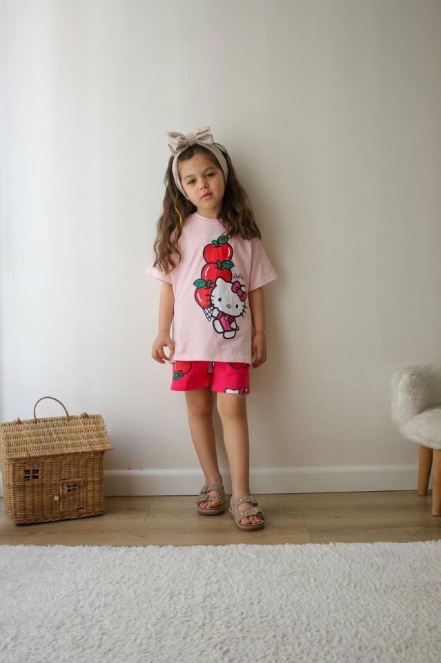 Hello Kitty Şortlu Takım