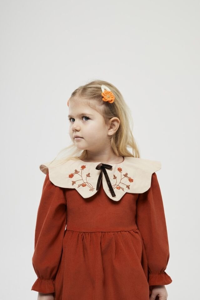 Bebe Yaka Kadife Elbise