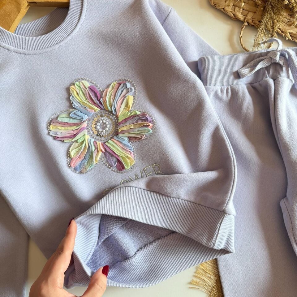3 İplik Lila Flowers Takım