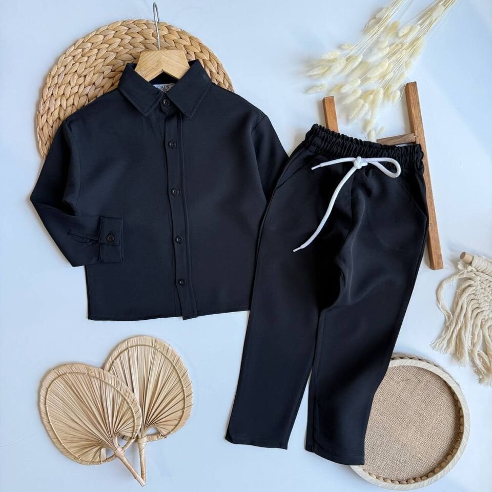 Dokuma kumaş siyah gömlekli takım