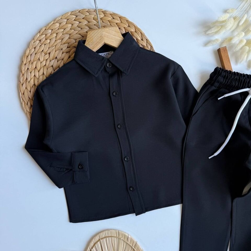 Dokuma kumaş siyah gömlekli takım