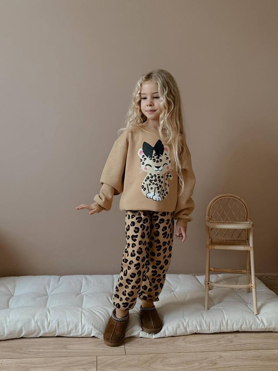 3 ip Şardonlu  Kedili Takım