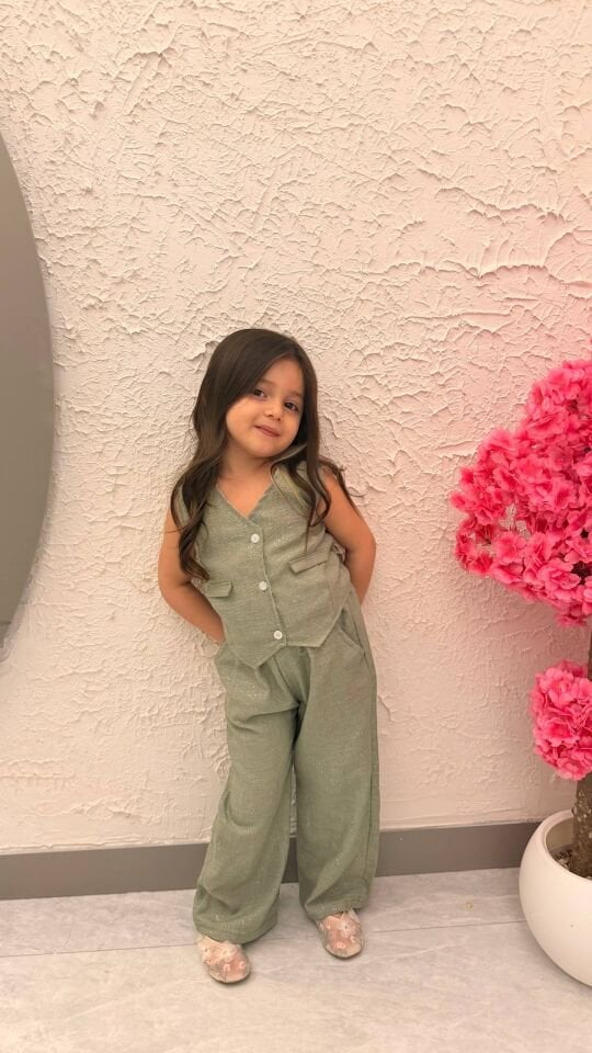 Yelekli haki takım