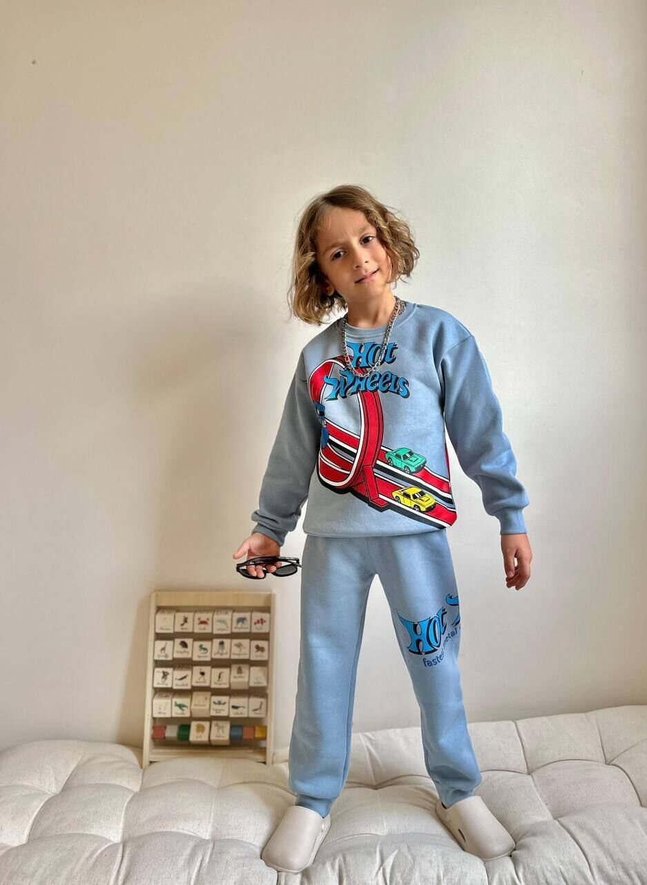 3 İp Şardonlu Hotwheels Takım