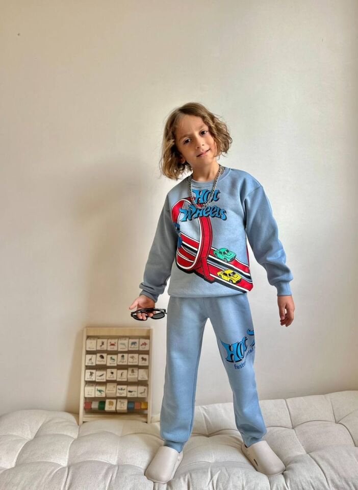 3 İp Şardonlu Hotwheels Takım