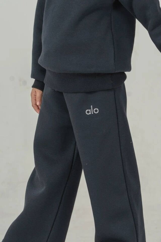 3 İplik Şardonlu Siyah Takım