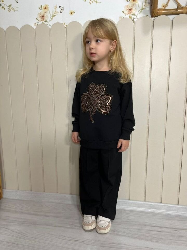 2 İplik Taşlı Çiçek Desenli Takım