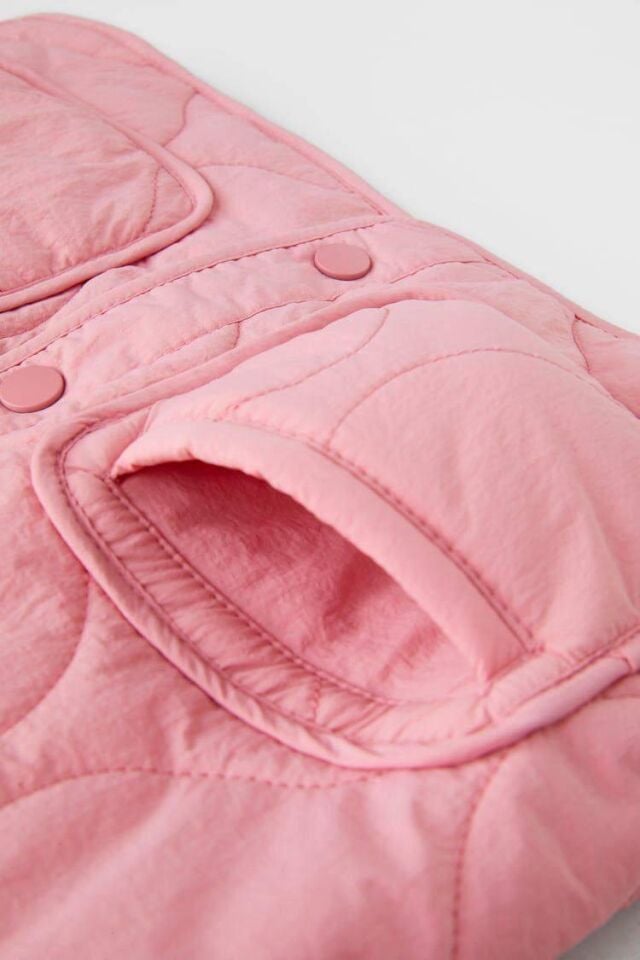 Kaputone Pembe Mont