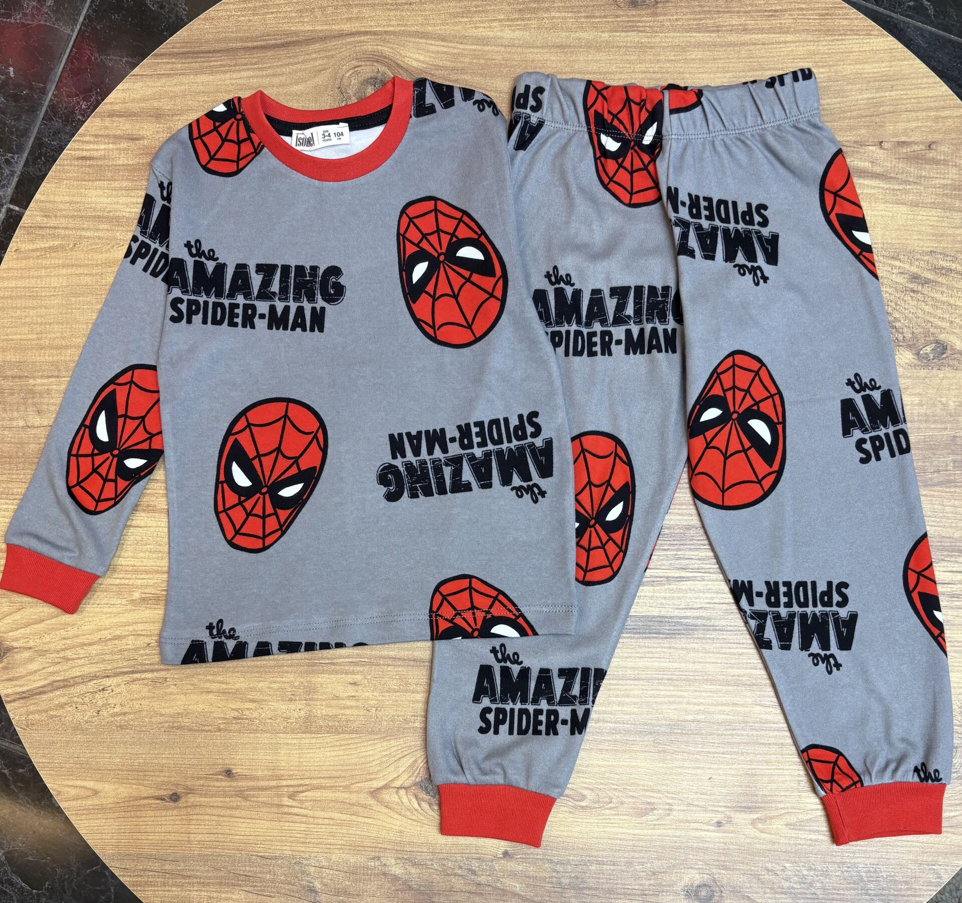 Spiderman desenli pijama