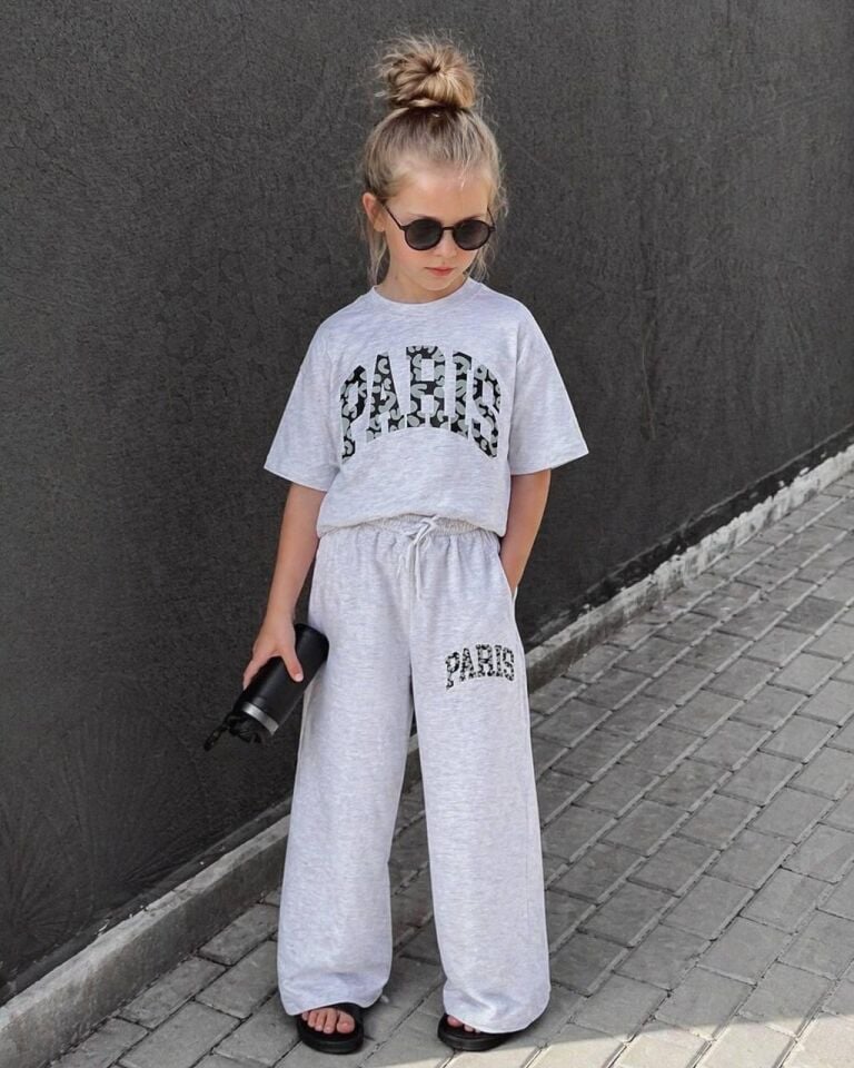 Paris Desenli Takım