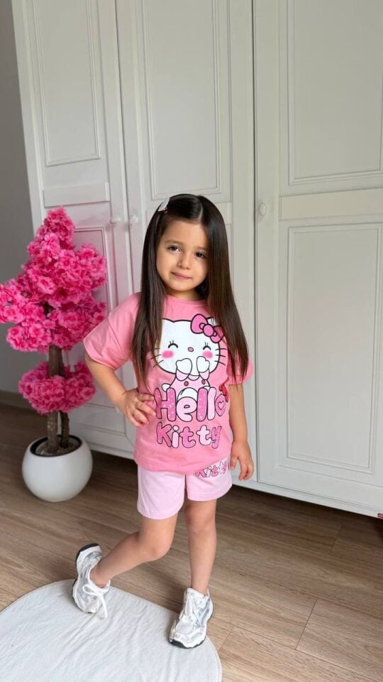 Hello kitty takım