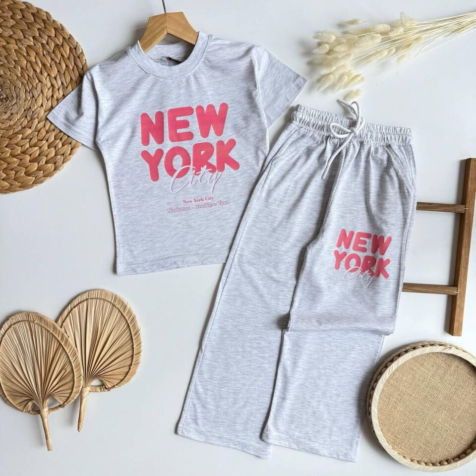 New York Desenli Takım