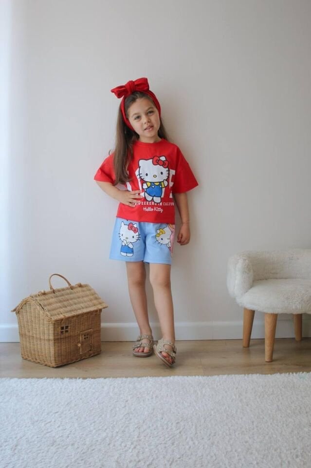 Hello kitty takım