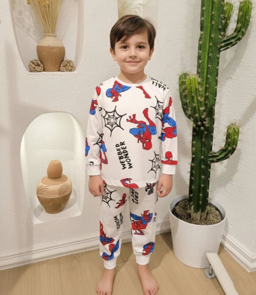 Spiderman Desenli Pijama Takım(8-14 Yaş)
