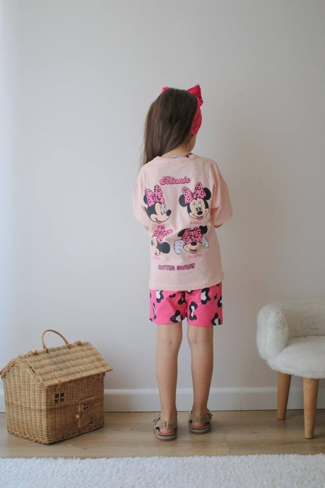 Minnie mouse pembe