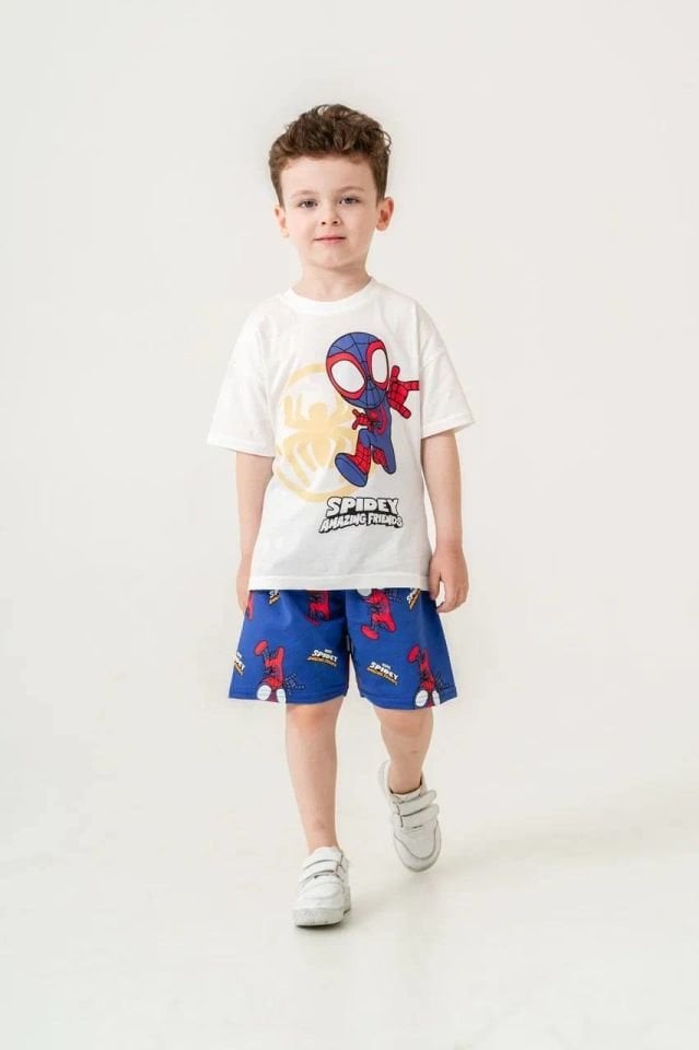Spiderman şortlu