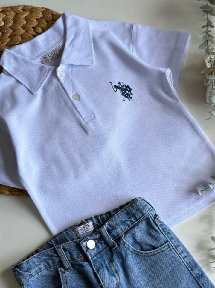 Polo Yaka Tişört(Kot Şort Dahil Değildir)