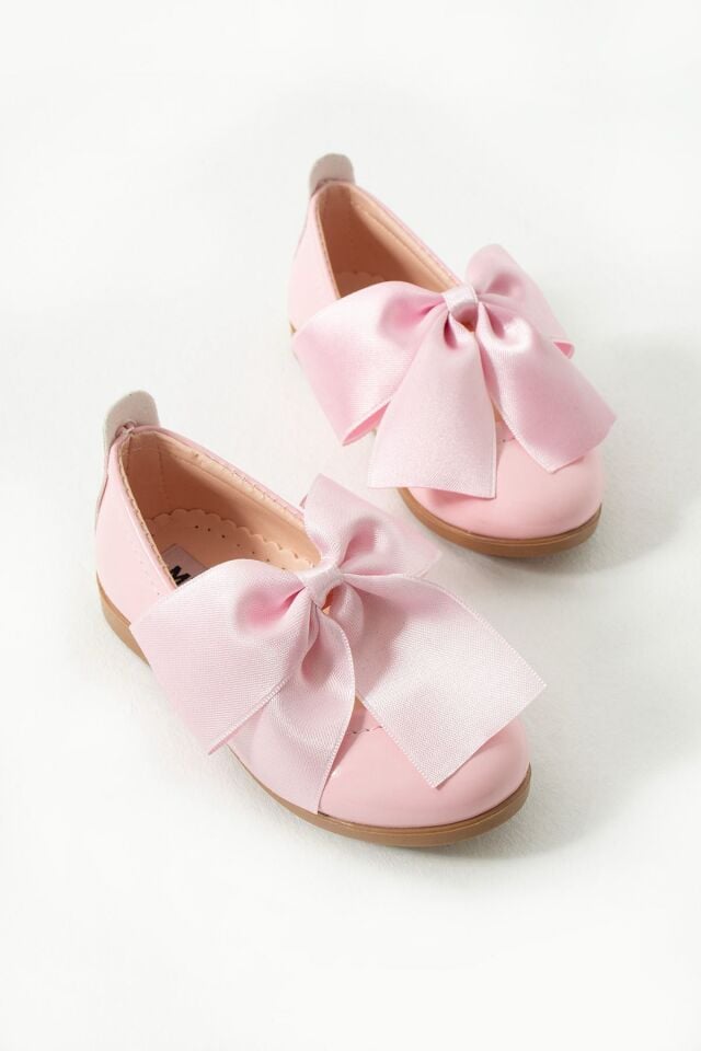 Kurdela Detayalı Ayakkabı