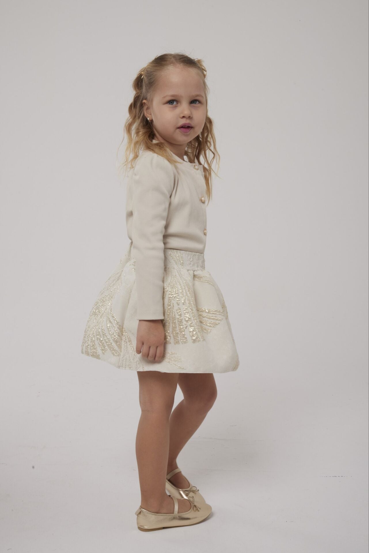 İnci Düğmeli Jakarlı Takım