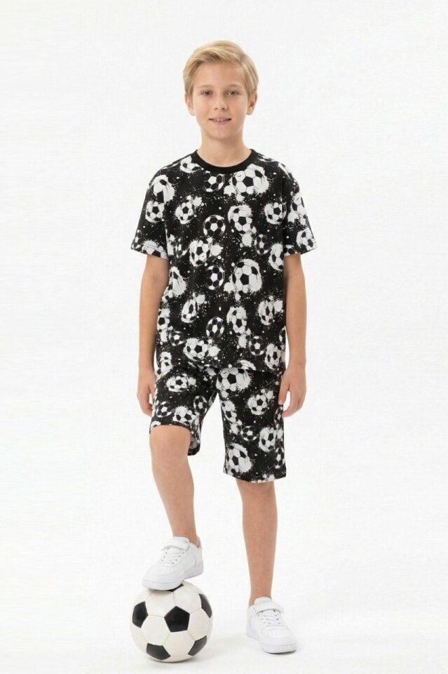 Desenli pijama takımı (8-13 yaş)