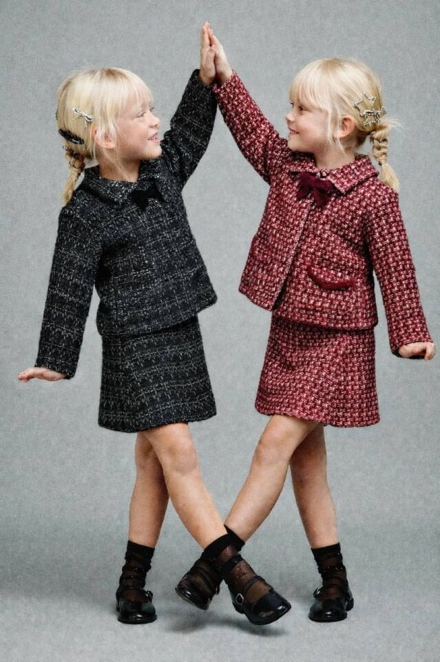 Tüvit Kumaş Siyah Etekli Takım