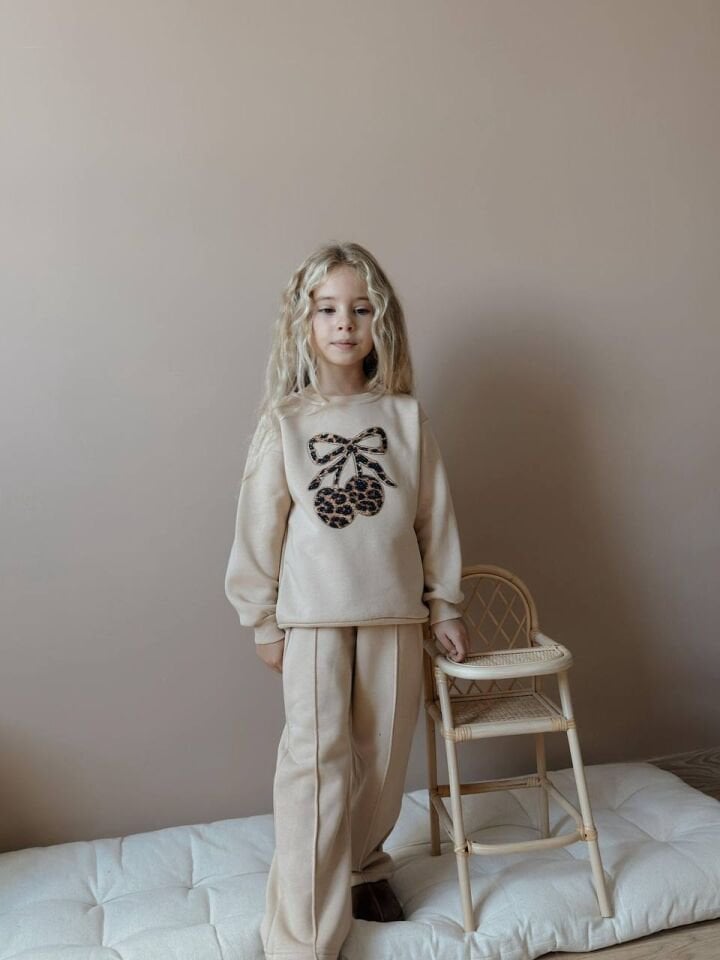 3 İplik Şardonlu Kirazlı Takım