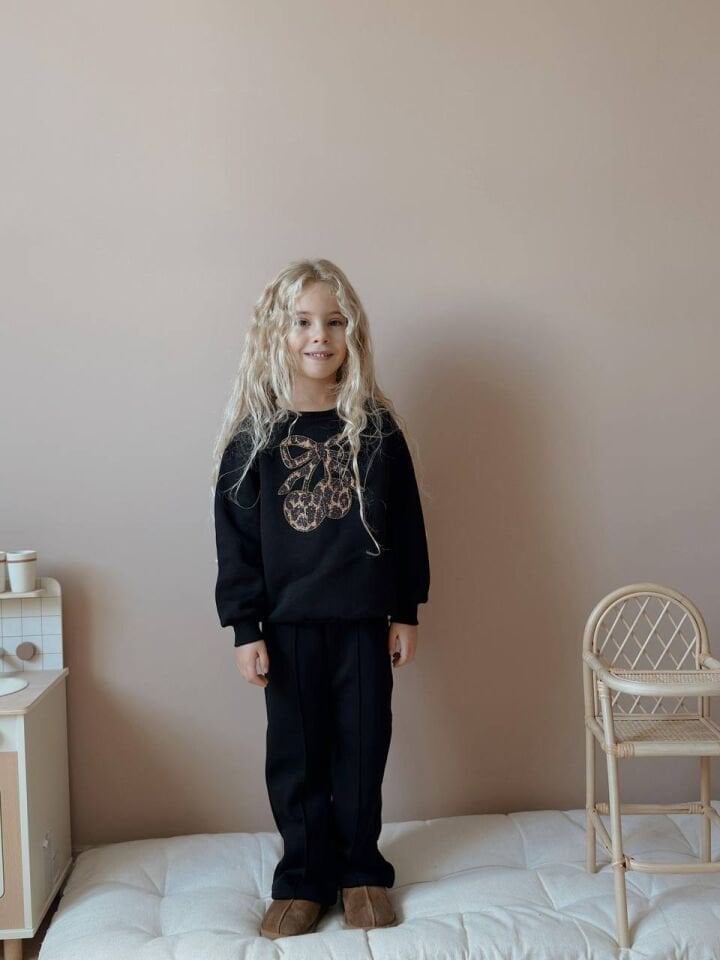 3 İplik Şardonlu Kirazlı Takım