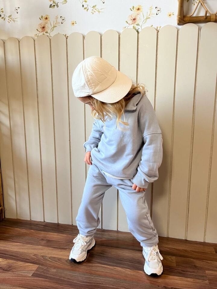 3 İp Fermuarlı Takım