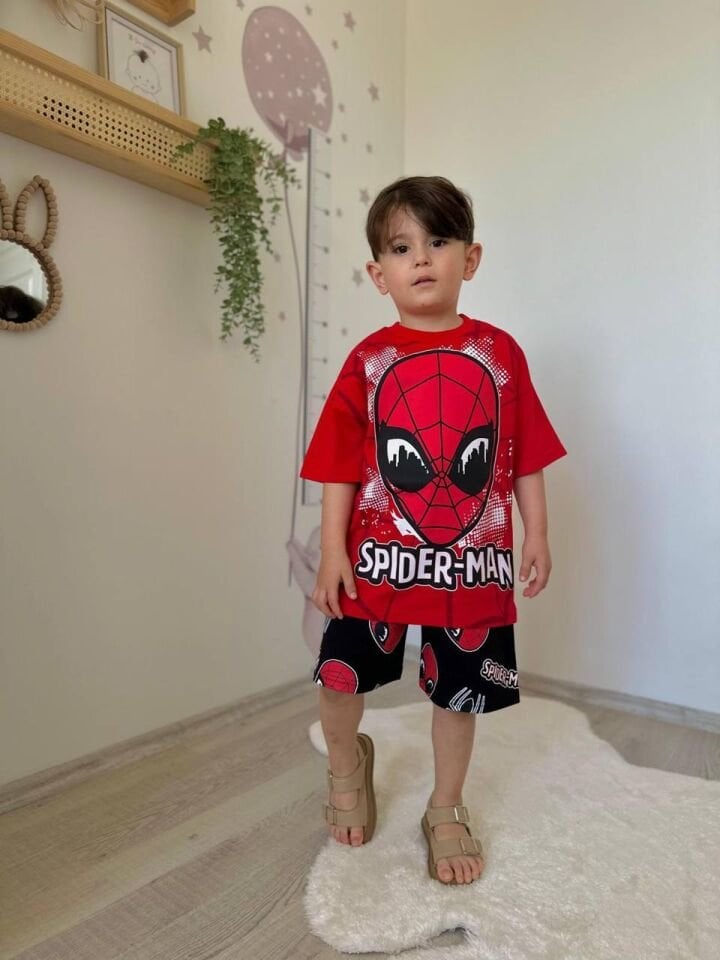Spiderman şortlu takım